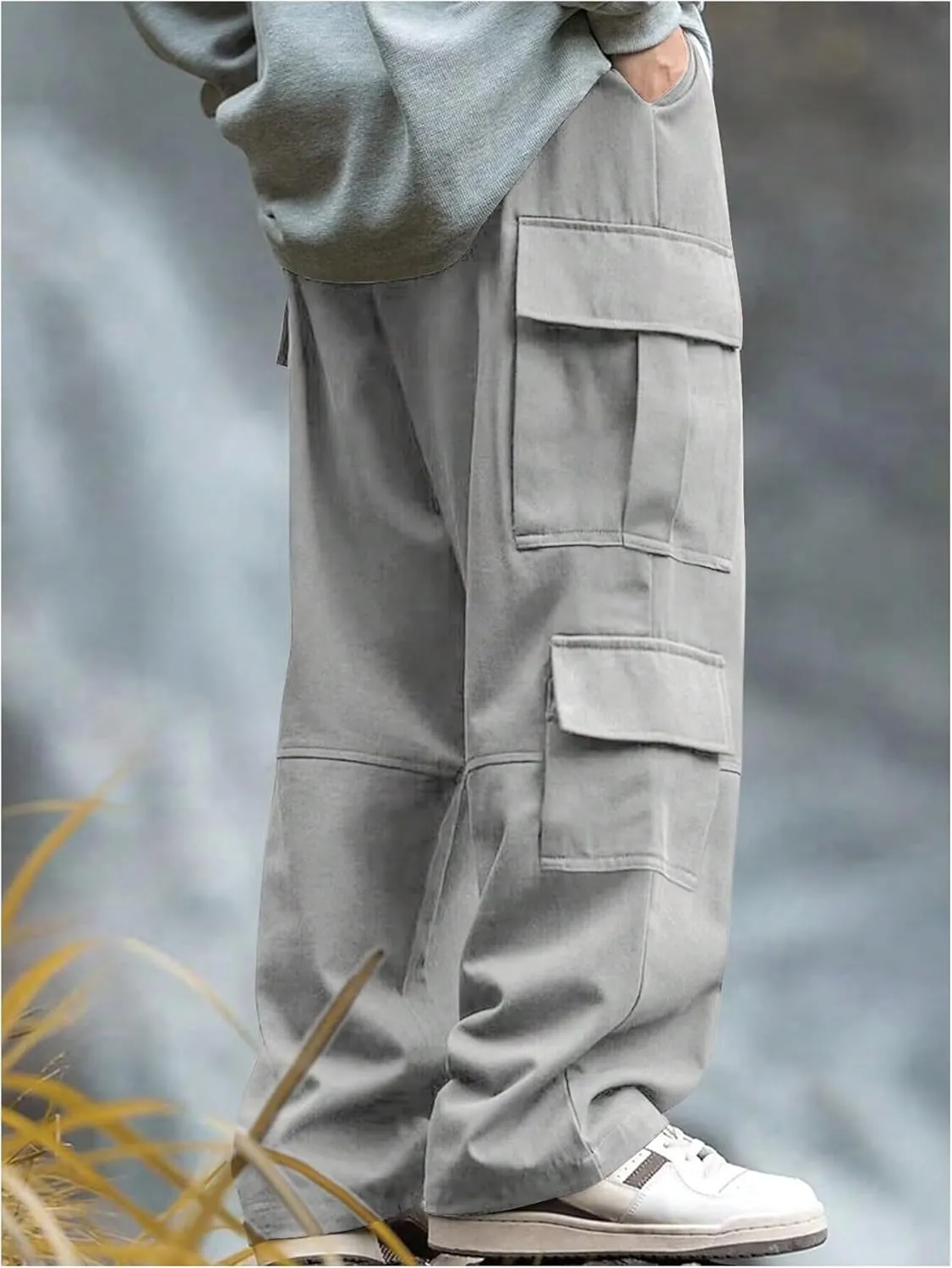 Verdusa Men's Baggy Cargo Pants Drawstring Elastic Waist Flap Pockets Loose Pants