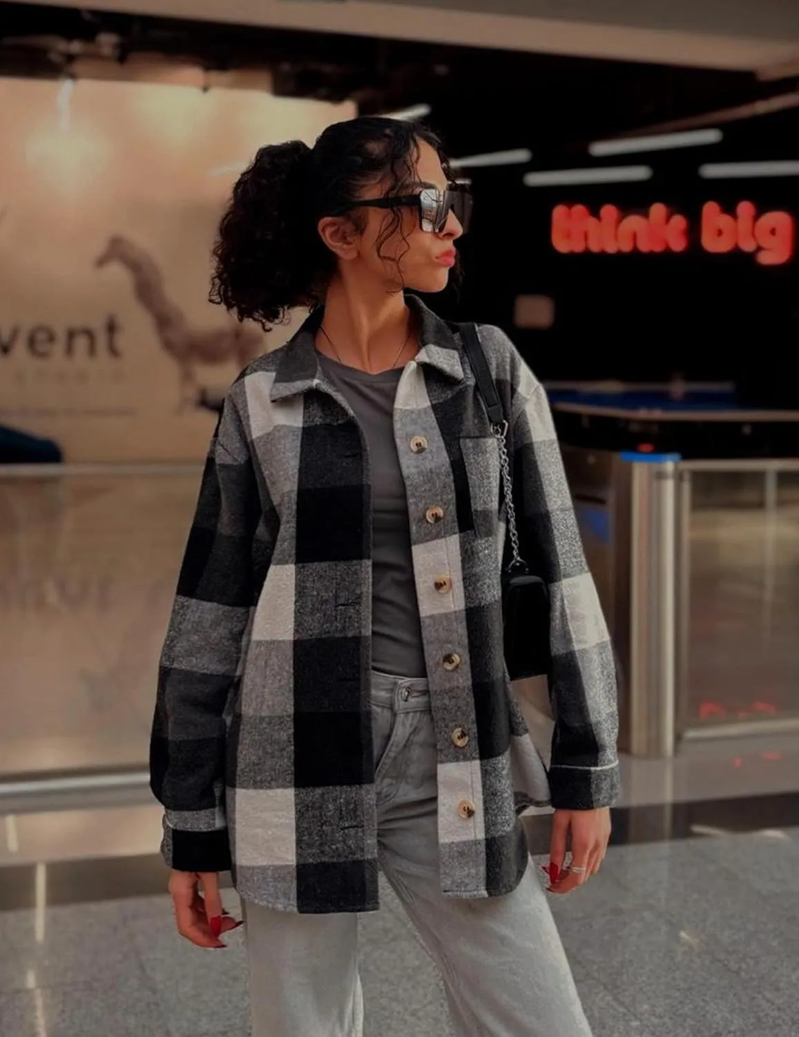 Zeagoo Women Flannel Shacket Jacket Plaid Button Down Long Sleeve Shirt Fall Outfits 2024